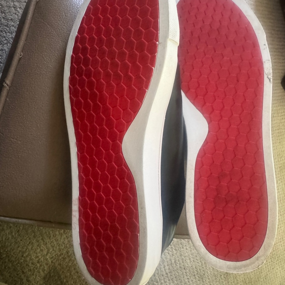 Black Slip-On Men’s Sneakers - Picture 3 of 3